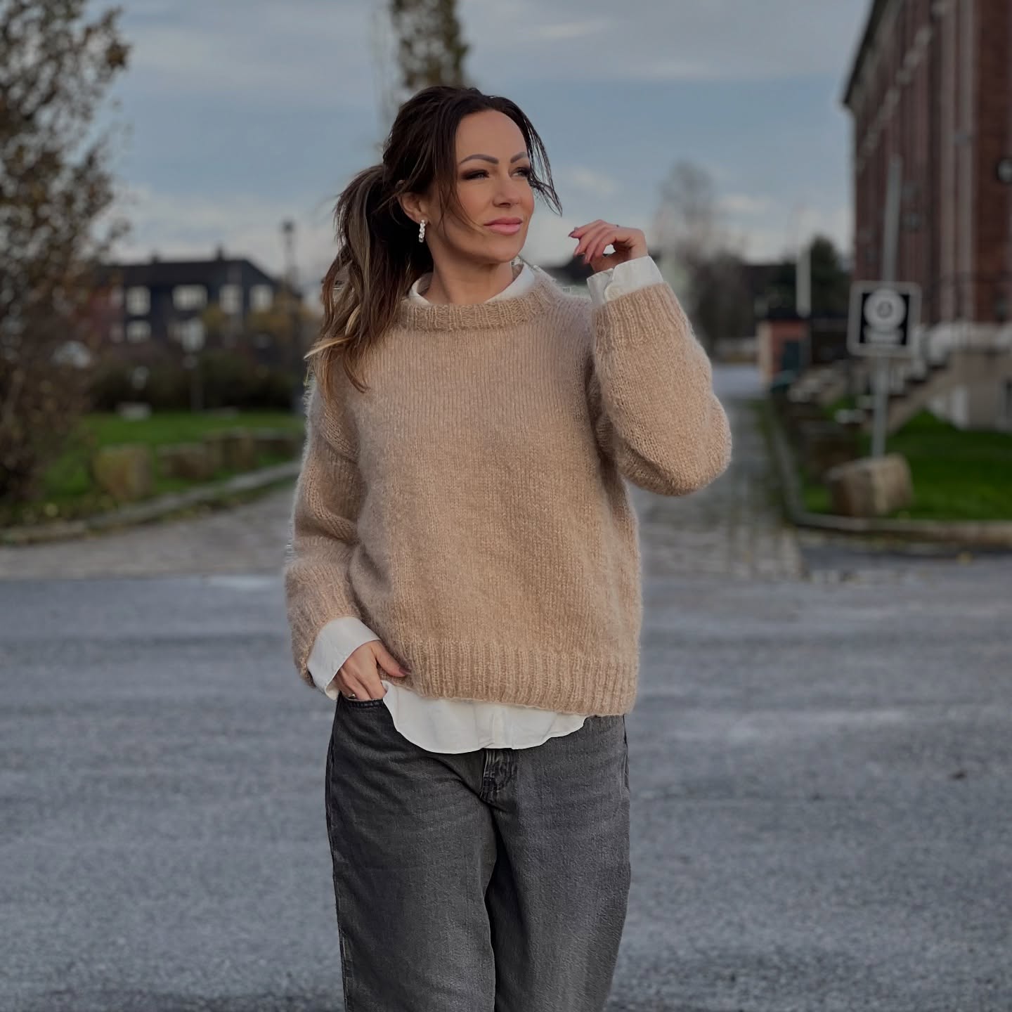 HARPER sweater