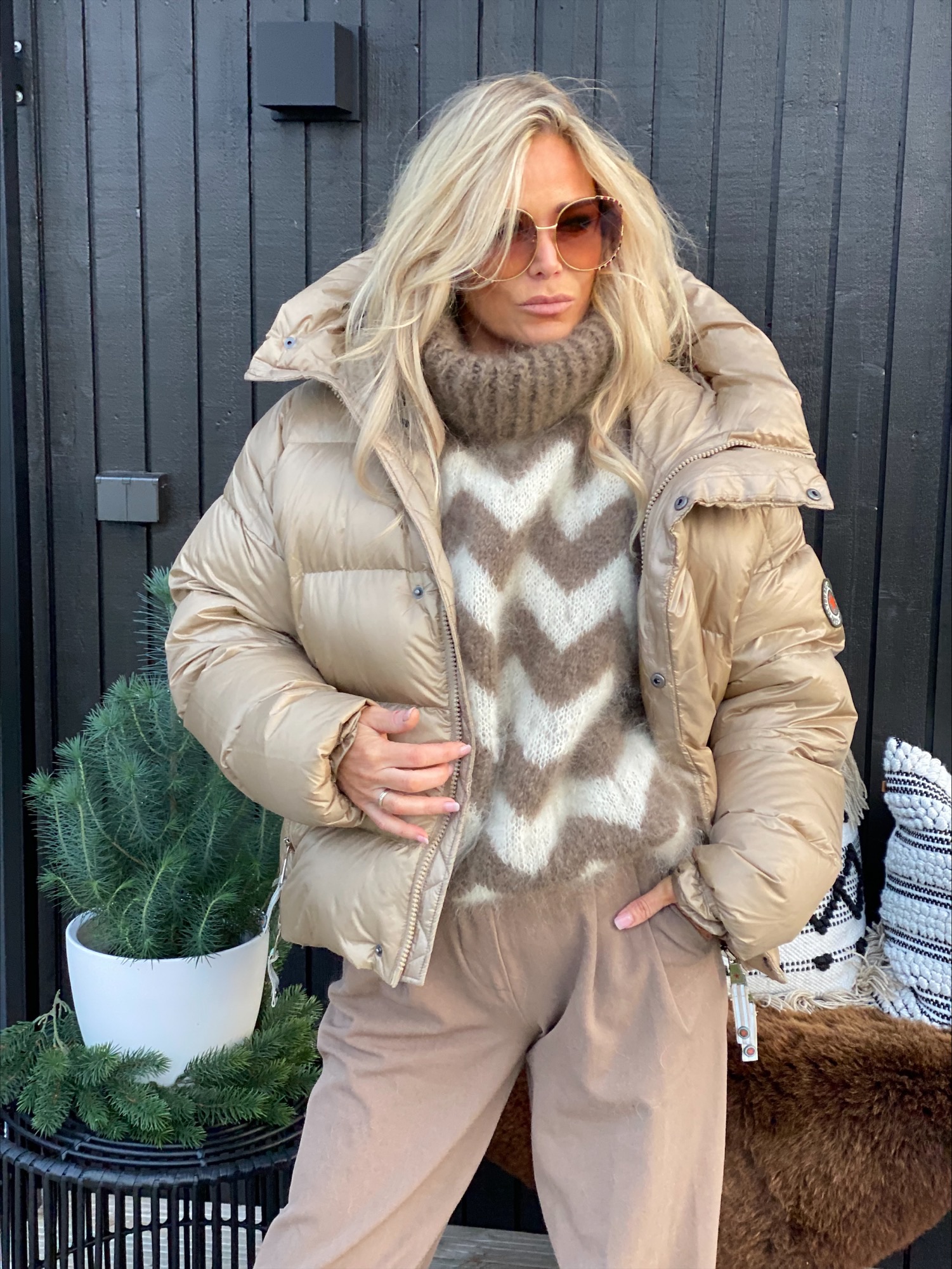 processed-5CA5121C-AD97-4790-9FCE-30786AF72B2C-84A3A63B-BEE0-4C78-9147-6E46FC13E846 NORDIC Peak sweater - Bilde 3